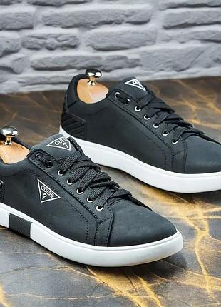 Чоловічi кеди чорні на білій підошві з натуральної шкіри, мужские кожаные кеды чёрные базовые кроссовки guess гес