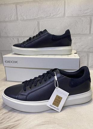 Чоловічі, шкіряні кросівки *geox* deiven xm3254