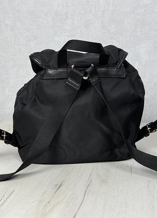 Нейлоновый рюкзак prada, номерной10 фото