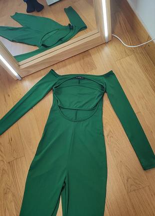 Зелений комбез від shein з вирізом та спущеними плечима