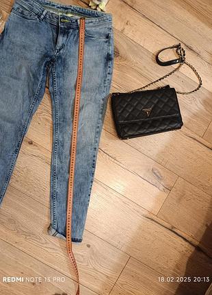 Джинсы женские