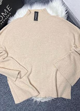Свитер женский