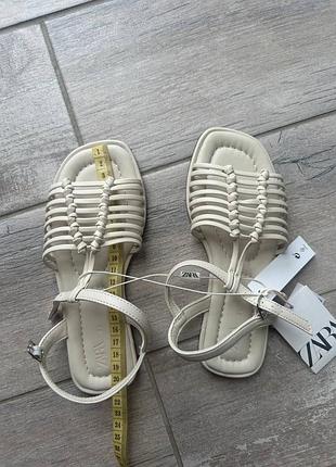 Новые босоножки сандалии плетеные детские молочные zara