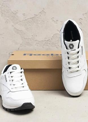 Демисезонные кожаные кроссовки reebok белые3 фото