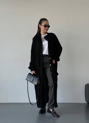 Женский кардиган длинный оверсайз с пуговицами и карманами