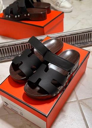 Шлепанцы женские