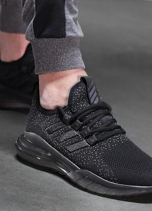 Кроссовки adidas black  знижка