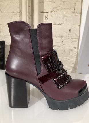 Ботинки , ботильоны боти du monde