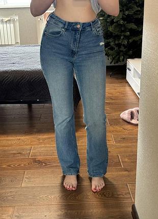 Прямі джинси