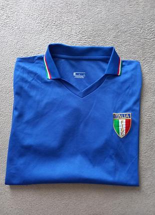 Футболка поло.