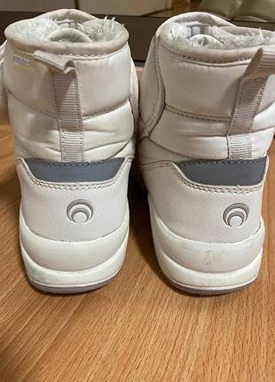 Зимние ботинки на девочку