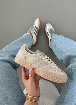 Кроссовки adidas spezial