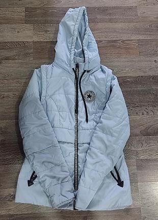 Жіноча весняна куртка