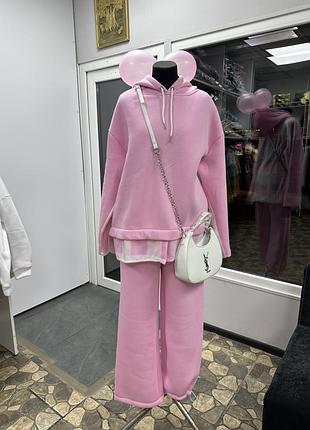 Спортивный костюм