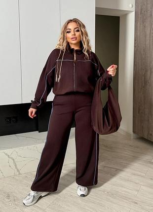 Прогулочный костюм свободного фасона на молнии без капюшона