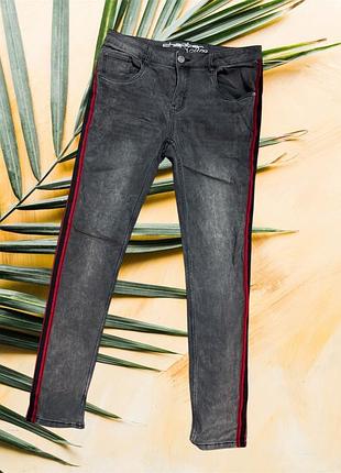 Джинсы подростковые