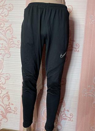 Штаны спортивные nike