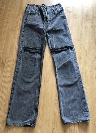 Джинси с-м стан ілеальний