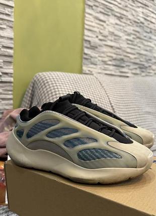 yeezy glow test on face mask free full