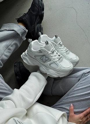 Кроссовки женские цвет белый