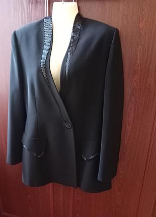 Женский нарядный жакет со стеклярусом фирмы bolero размер 40.