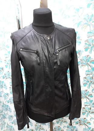 100%натуральная кожа!! стильная мягусинька кожаная женская курточка