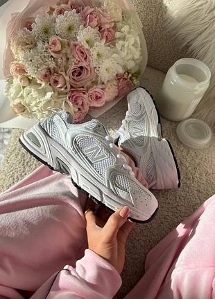 Кросівки, у білому кольорі, натуральна шкіра