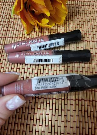 Rimmel stay matte