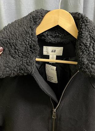 Бомбер пальто h&m