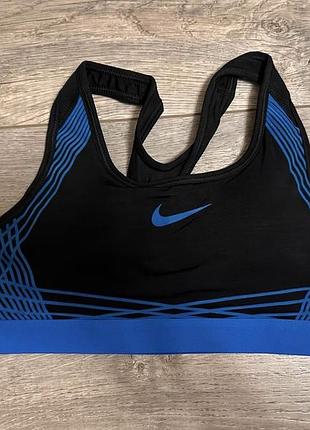 Спортивный топик nike p
