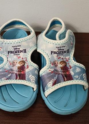 Летние босоножки frozen ледяное сердце