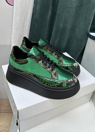 Эксклюзивные зеленые кеды на массивной подошве 36-41