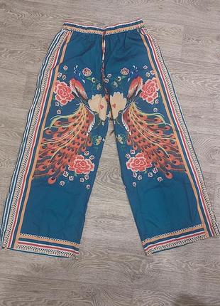 Женские летние брюки.