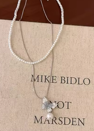 Набор ожерелье и цепочка с кулоном - бабочкой4 фото