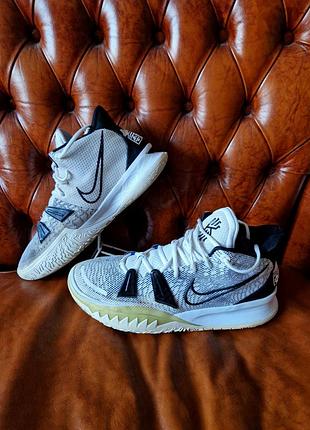 Кроссовки (nike kyrie 7) размер 45-46