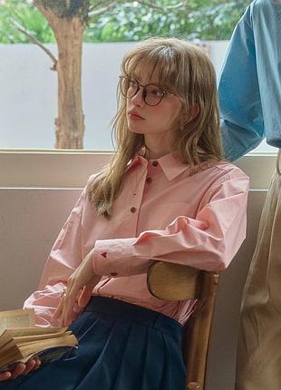 Шикарная розовая рубашка с сердечком на рукавчике