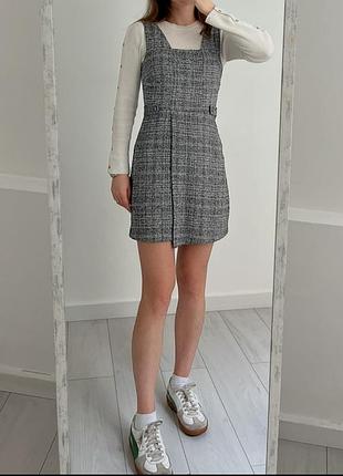 Твідова сукня як zara