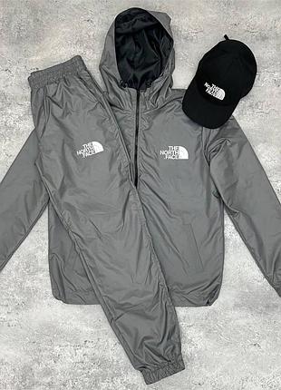 Спортивный костюм the north face
