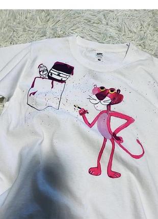 Біла футболка