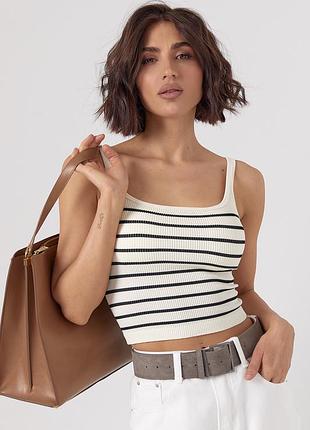 Коротка смугаста майка в рубчик