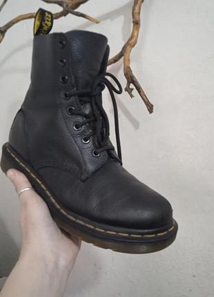 Ботинки dr WTAPS martens.