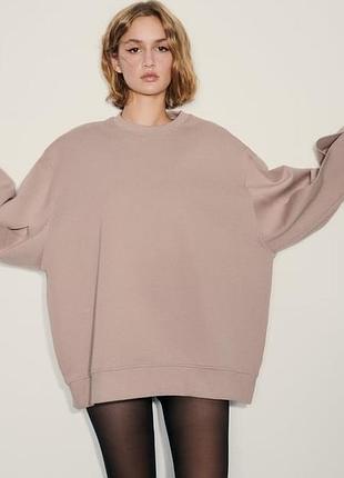 Стильний світшот з об’ємними рукавами zara