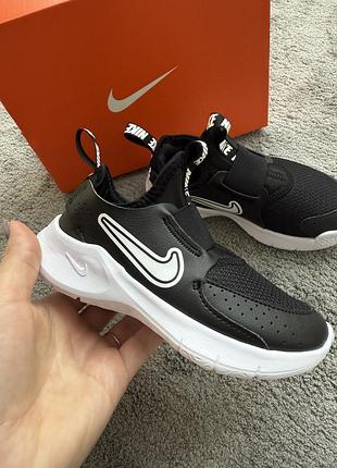 Nike кроссовки