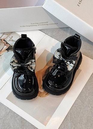 Лакові ботіночки