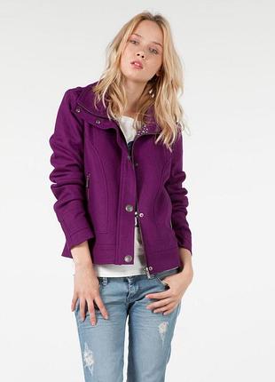 Куртка bershka фуксия