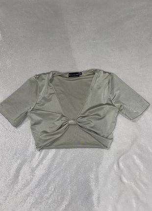 Топ на груди
