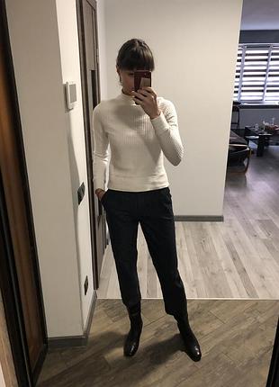 Укорочений білий гольфик від bikbok