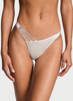Трусики бразилианы со стразами victoria’s secret starstruck shine brazilian panty delfin grey