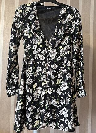 🥰 мини платье в цветочный принт missguided
