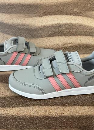 Кроссовки adidas